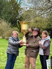 Le Trophée de la Marche de Printemps se situe en mairie de Courson-Monteloup.